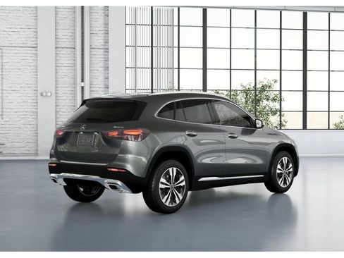 New 2026 Mercedes-Benz GLA 250 4MATIC image 21