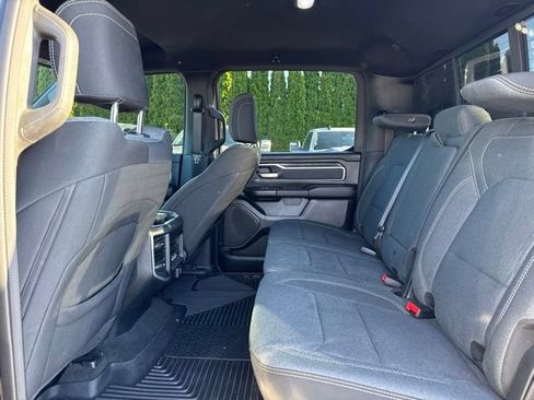 Used 2022 RAM 1500 Big Horn AWD/4WD image 17