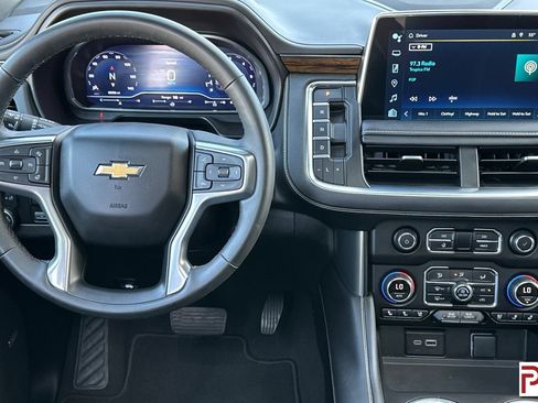 Used 2023 Chevrolet Suburban Premier w/ Max Trailering Package AWD/4WD image 18