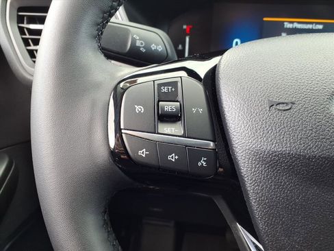 Certified 2023 Ford Escape Active image 17