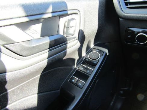 Used 2023 Ford Escape Active image 14