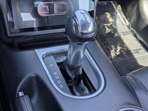 Used 2018 Ford Mustang Premium image 18