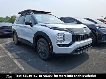 New 2025 Mitsubishi Outlander AWD