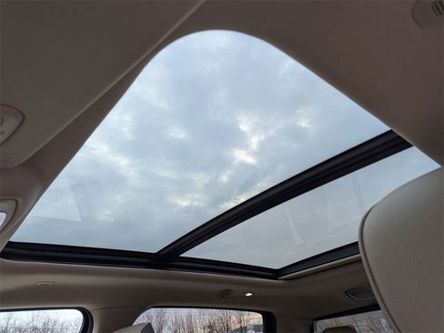 Certified 2019 RAM 1500 Limited image 22