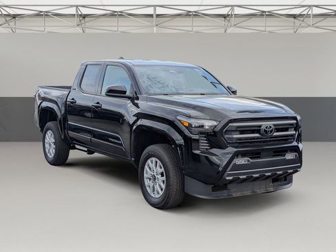 New 2026 Toyota Tacoma SR5 image 2