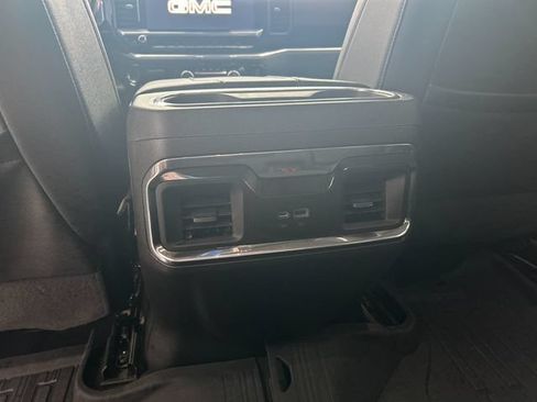 Used 2023 GMC Sierra 1500 SLT AWD/4WD image 15