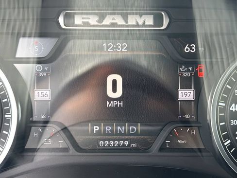 Used 2023 RAM 1500 Laramie AWD/4WD image 33
