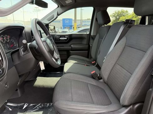 Used 2022 Chevrolet Silverado 1500 Custom Trail Boss w/ Safety Confidence Package AWD/4WD image 8