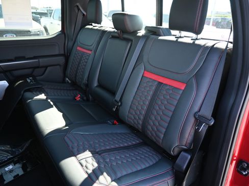 New 2025 Ford F150 Lariat w/ Equipment Group 502A High image 37