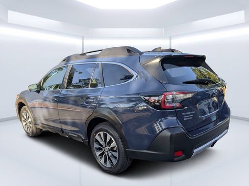 Used 2023 Subaru Outback Limited AWD/4WD image 5