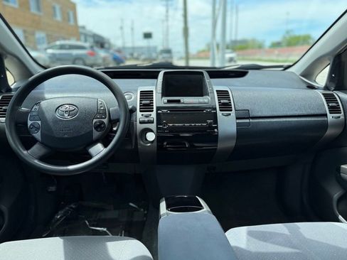 Used 2009 Toyota Prius Touring FWD image 21