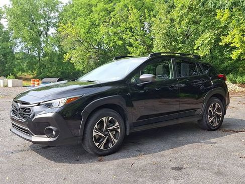 Used 2025 Subaru Crosstrek 2.5i Premium AWD/4WD image 5