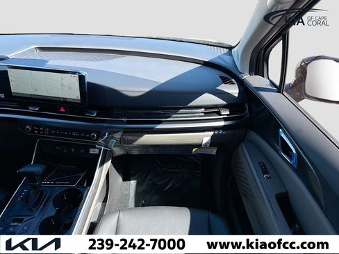 New 2026 Kia Carnival FWD image 16