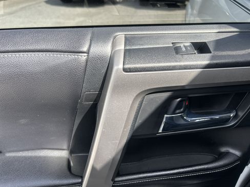 Used 2017 Toyota 4Runner SR5 image 34