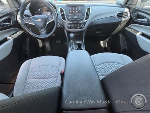 Used 2023 Chevrolet Equinox LT w/ Driver Convenience Package image 16