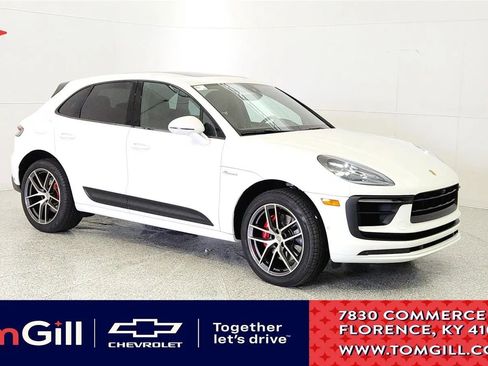 Used 2022 Porsche Macan S AWD/4WD image 1