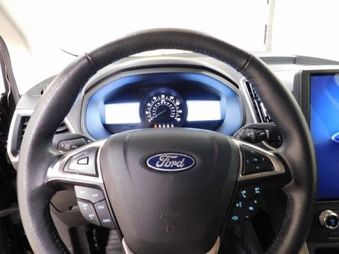 Used 2024 Ford Edge SEL image 6