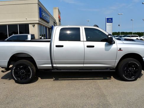 New 2026 RAM 2500 Tradesman AWD/4WD image 2