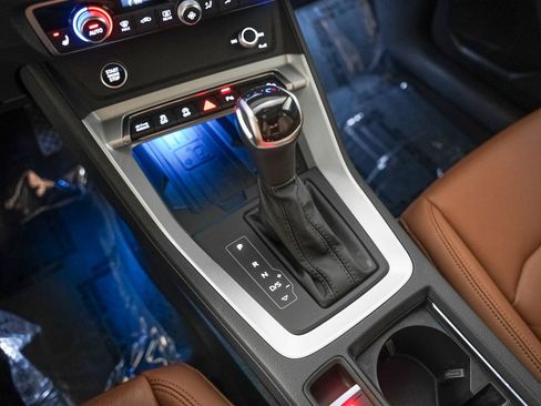 Used 2023 Audi Q3 2.0T Premium Plus w/ Premium Plus Package image 18