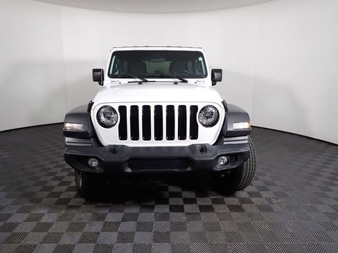 Used 2020 Jeep Wrangler Unlimited Sport image 4