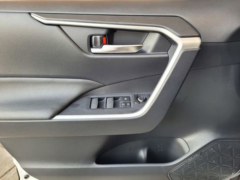 Certified 2024 Toyota RAV4 XLE w/ Convenience Package image 22