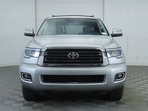 Used 2021 Toyota Sequoia Limited image 2