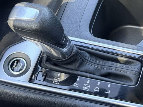 Used 2025 Nissan Sentra SV FWD image 20