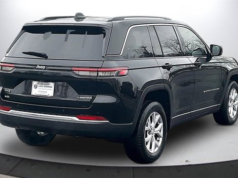 Certified 2022 Jeep Grand Cherokee Limited image 9