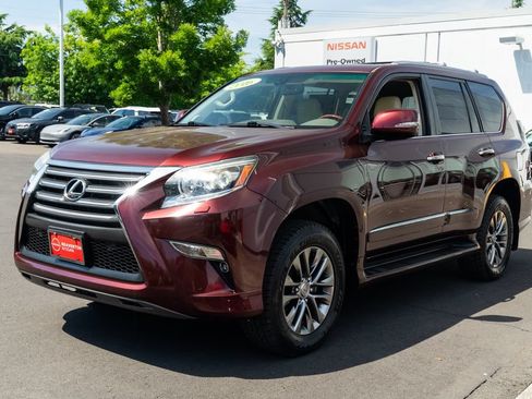 Used 2016 Lexus GX 460 Luxury AWD/4WD image 3