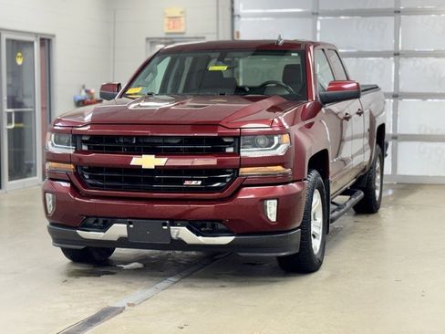 Used 2017 Chevrolet Silverado 1500 LT w/ All Star Edition image 3