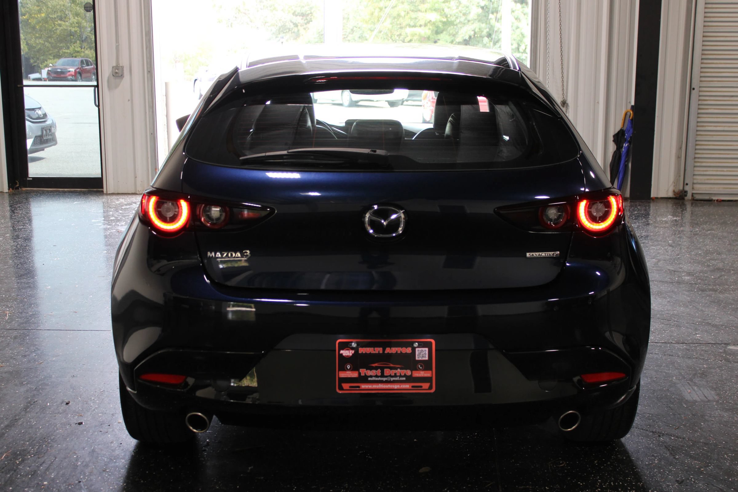 Used 2023 MAZDA MAZDA3 s FWD image 5