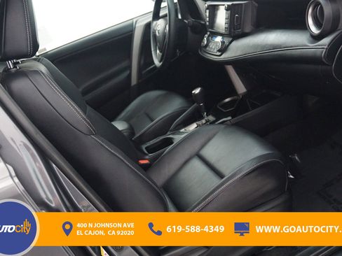 Used 2018 Toyota RAV4 Limited w/ Advanced Technology Package FWD image 5