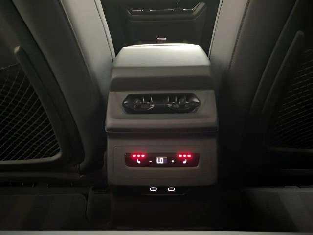 Used 2025 Audi Q6 e-tron Premium w/ Convenience Package RWD image 52