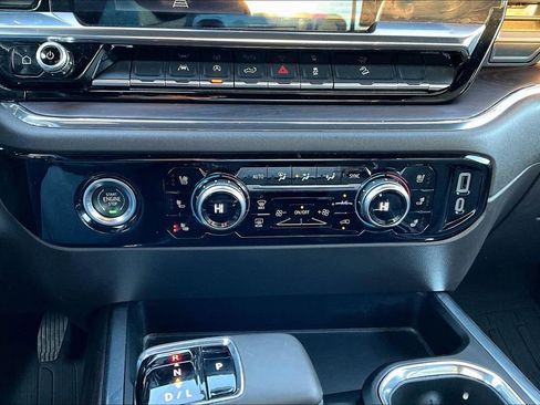 Used 2024 GMC Sierra 1500 SLT w/ SLT Premium Package image 21