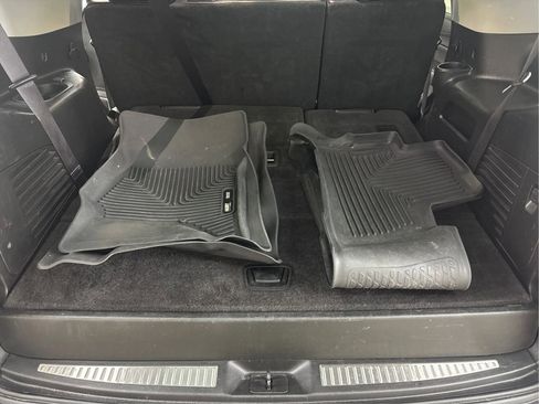 Used 2017 Chevrolet Tahoe LT image 16