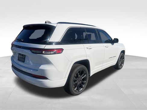 New 2026 Jeep Grand Cherokee Limited AWD/4WD image 5