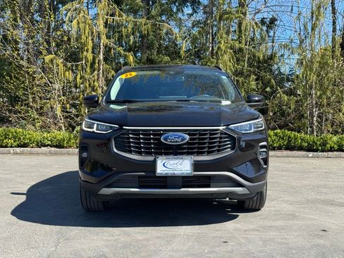 Used 2025 Ford Escape Platinum AWD/4WD image 25