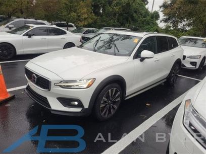 Used 2024 Volvo V60 B5 Cross Country Ultimate
