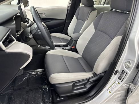 Used 2023 Toyota Corolla LE image 17