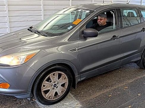 Used 2014 Ford Escape S image 1