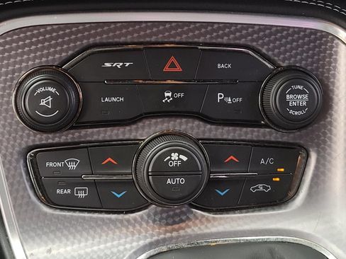 Used 2015 Dodge Challenger SRT Hellcat RWD image 24