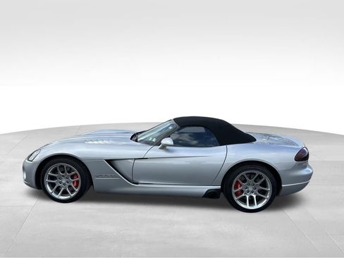 Used 2005 Dodge Viper SRT-10 RWD image 8