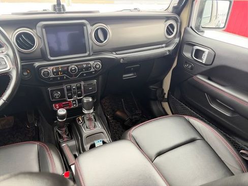 Used 2022 Jeep Gladiator Rubicon w/ Cold Weather Group image 29