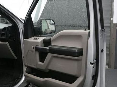 Used 2019 Ford F150 XL w/ Equipment Group 101A Mid AWD/4WD image 15