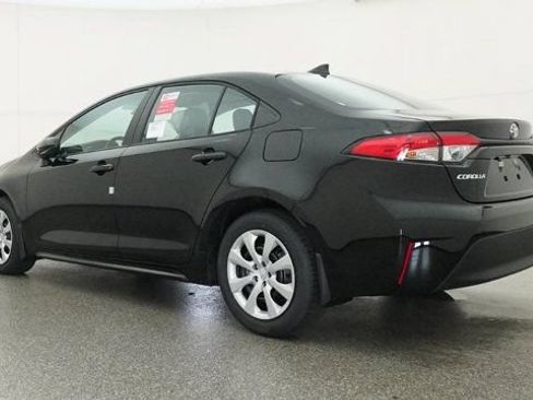 New 2026 Toyota Corolla LE FWD image 40