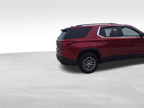 Used 2023 Chevrolet Traverse LT AWD/4WD image 8