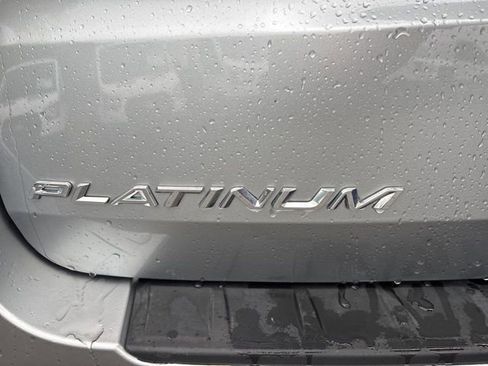 Certified 2025 Ford Explorer Platinum w/ LUX Leather Package AWD/4WD image 6