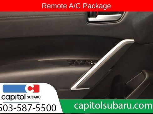 Used 2022 Toyota Corolla Cross XLE image 11