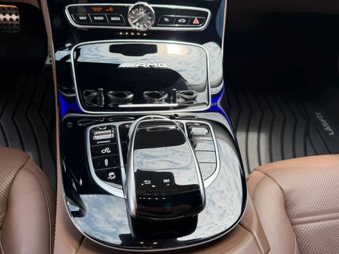 Used 2019 Mercedes-Benz E 63 AMG S image 22