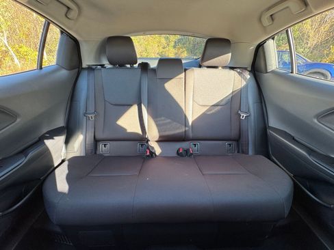 Used 2025 Toyota Prius LE image 33